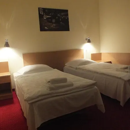 Motel Subaru Warschau