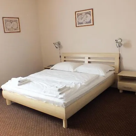 Motel Subaru Varsó